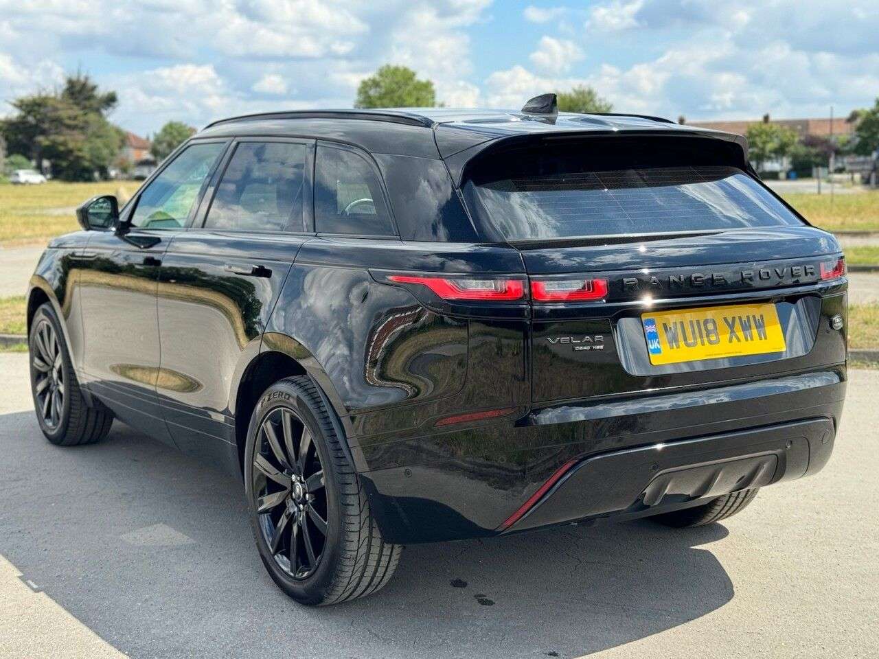 2018 LAND ROVER RANGE ROVER VELAR 2018 LAND ROVER RANGE ROVER VELAR
