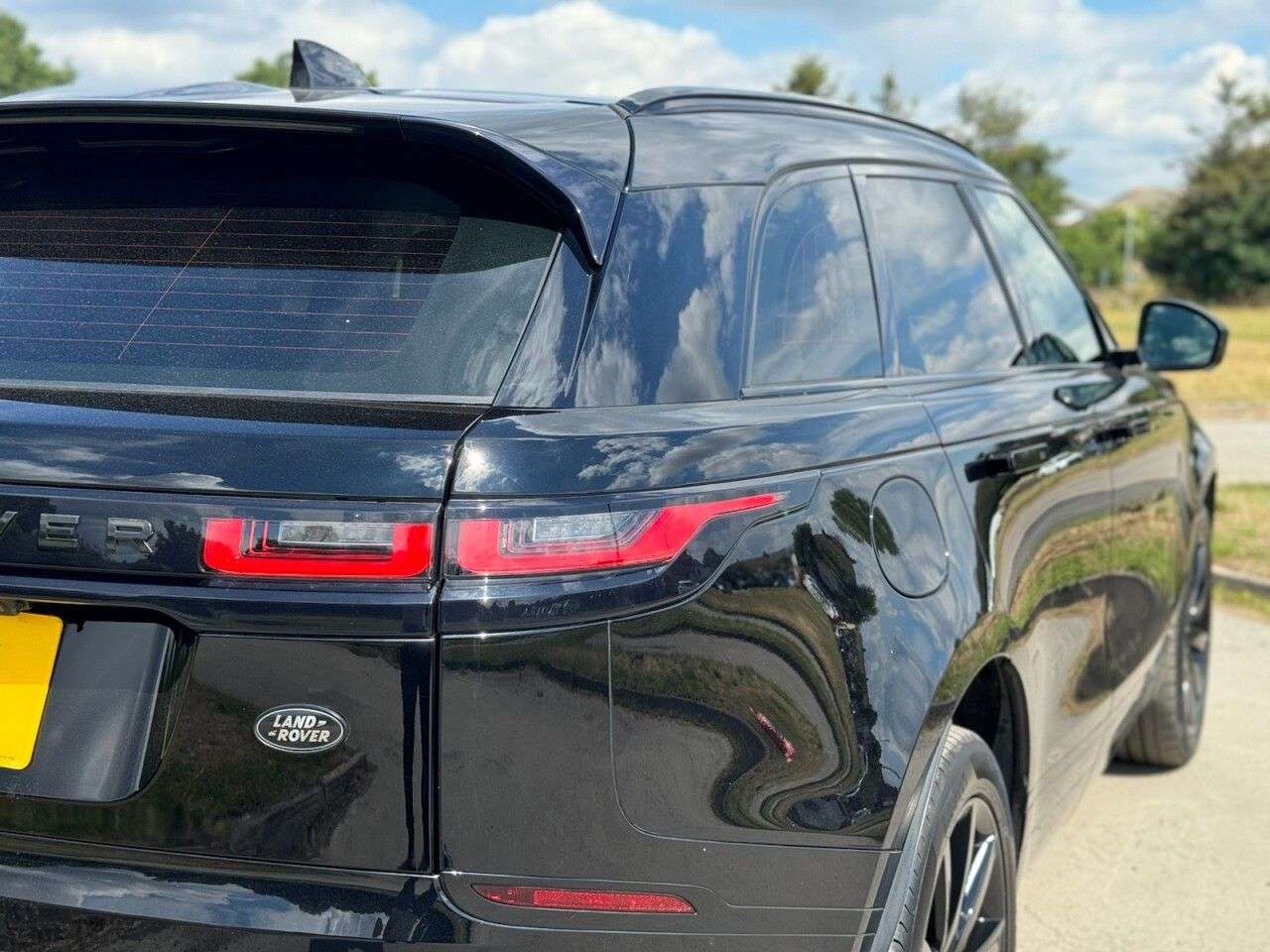 2018 LAND ROVER RANGE ROVER VELAR 2018 LAND ROVER RANGE ROVER VELAR