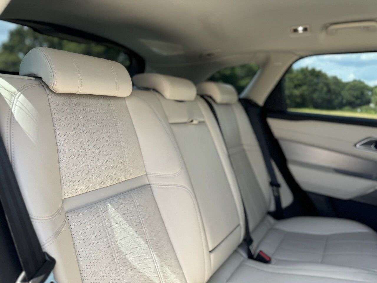 2018 LAND ROVER RANGE ROVER VELAR 2018 LAND ROVER RANGE ROVER VELAR