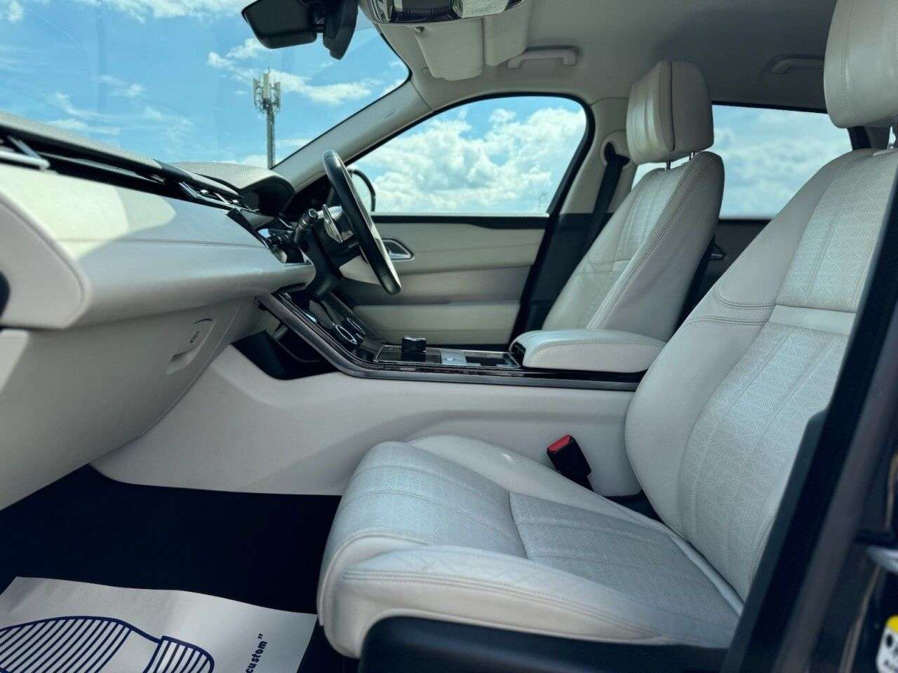 2018 LAND ROVER RANGE ROVER VELAR 2018 LAND ROVER RANGE ROVER VELAR