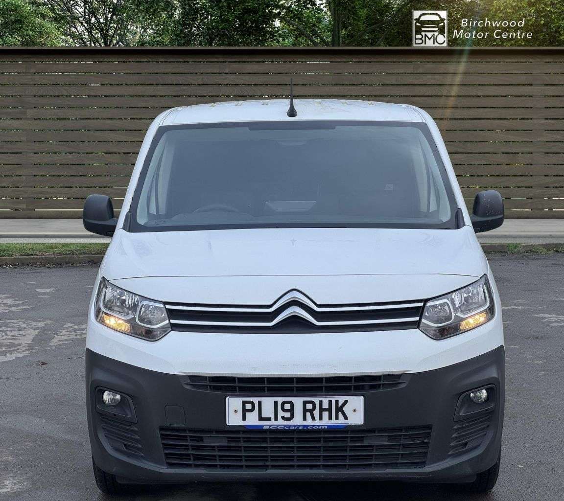 A 2019 CITROEN BERLINGO 1.5 BlueHDi 1000 Enterprise M Panel Van 5dr Diesel Manual SWB Euro 6 (100 p A 2019 CITROEN BERLINGO 1.5 BlueHDi 1000 Enterprise M Panel Van 5dr Diesel Manual SWB Euro 6 (100 p