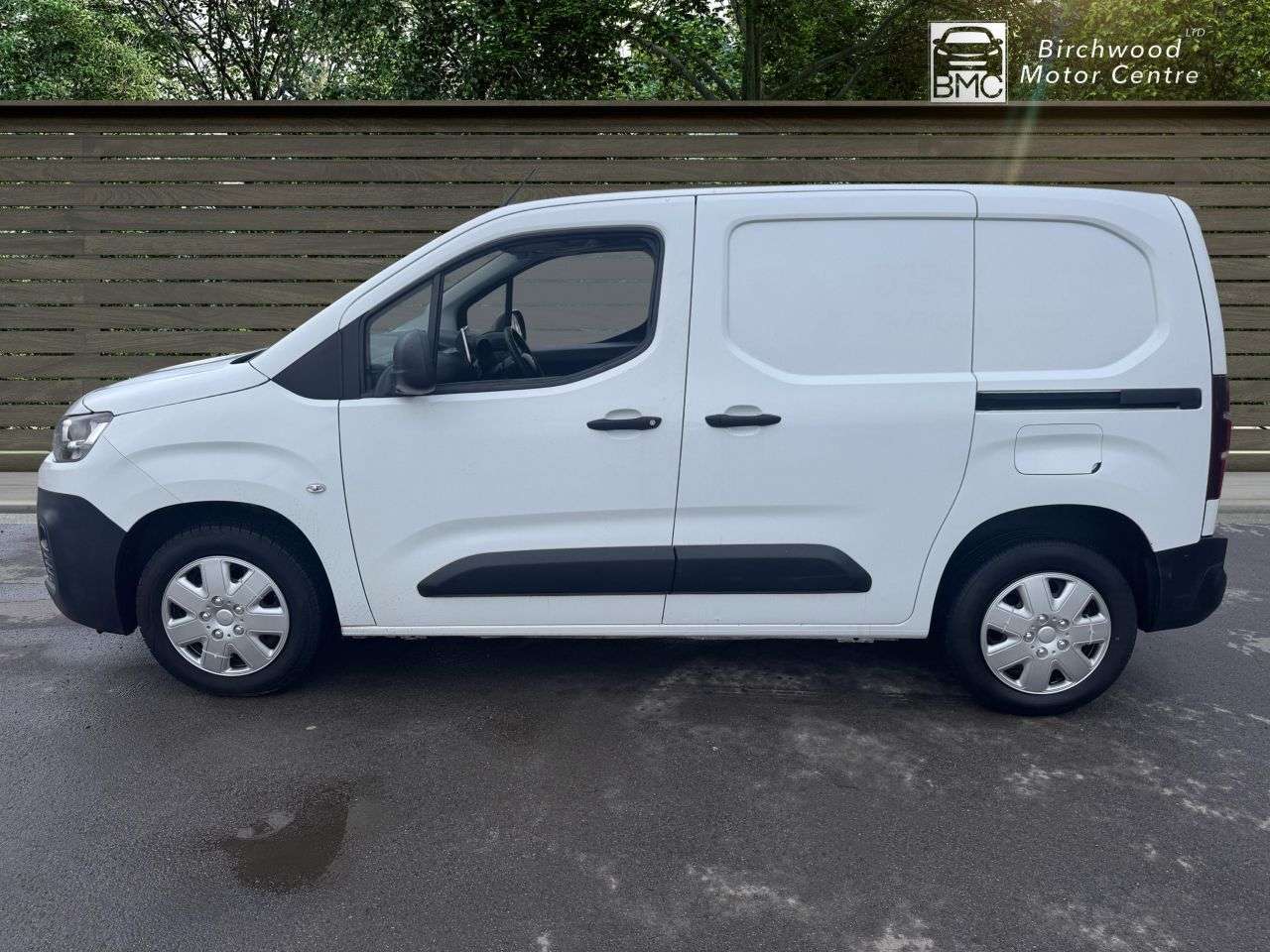 A 2019 CITROEN BERLINGO 1.5 BlueHDi 1000 Enterprise M Panel Van 5dr Diesel Manual SWB Euro 6 (100 p A 2019 CITROEN BERLINGO 1.5 BlueHDi 1000 Enterprise M Panel Van 5dr Diesel Manual SWB Euro 6 (100 p