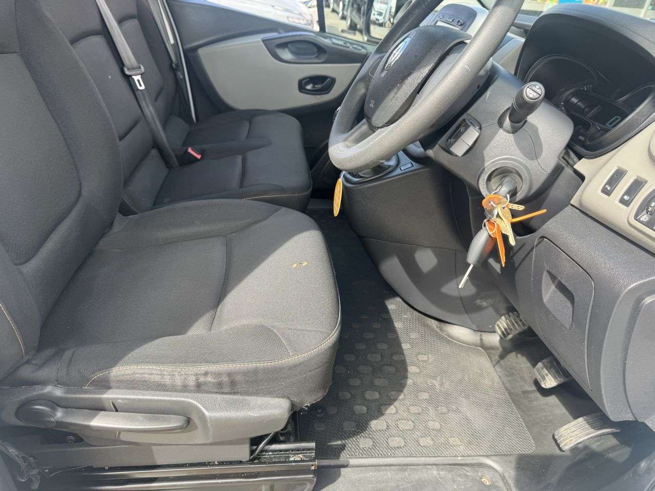 2016 RENAULT TRAFIC 2016 RENAULT TRAFIC