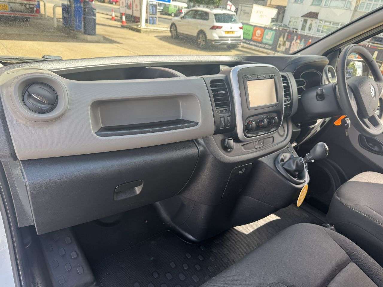 2016 RENAULT TRAFIC 2016 RENAULT TRAFIC