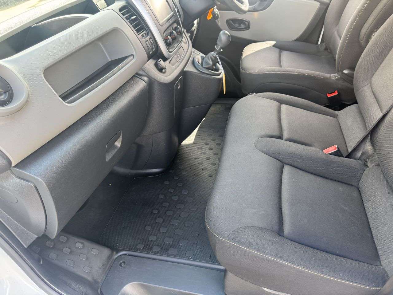 2016 RENAULT TRAFIC 2016 RENAULT TRAFIC