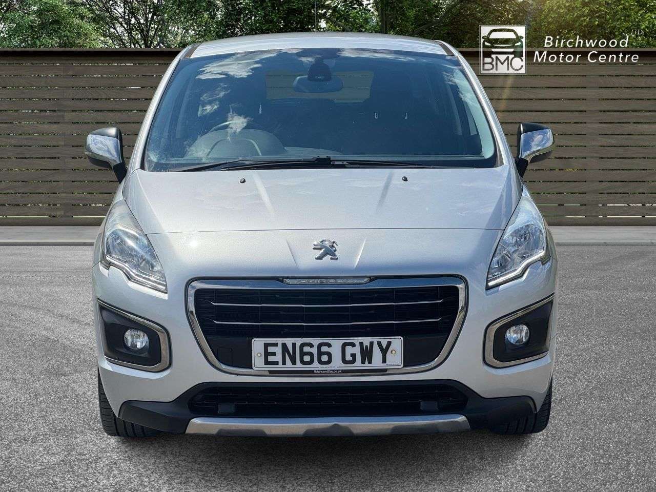 A 2016 PEUGEOT 3008 1.6 BlueHDi Active SUV 5dr Diesel EAT Euro 6 (s/s) (120 ps) , EURO 6, ULEZ A 2016 PEUGEOT 3008 1.6 BlueHDi Active SUV 5dr Diesel EAT Euro 6 (s/s) (120 ps) , EURO 6, ULEZ
