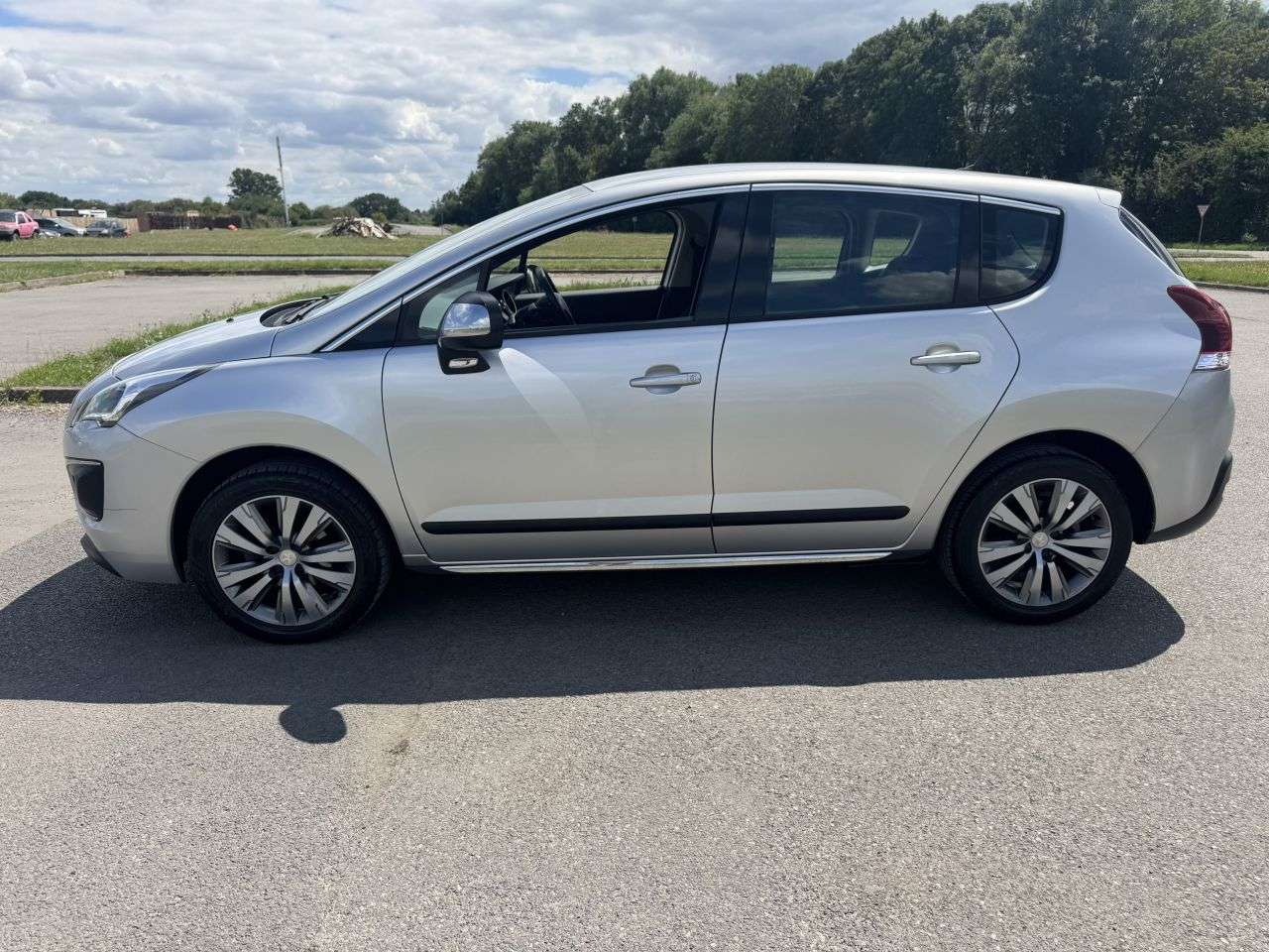 2016 PEUGEOT 3008 2016 PEUGEOT 3008