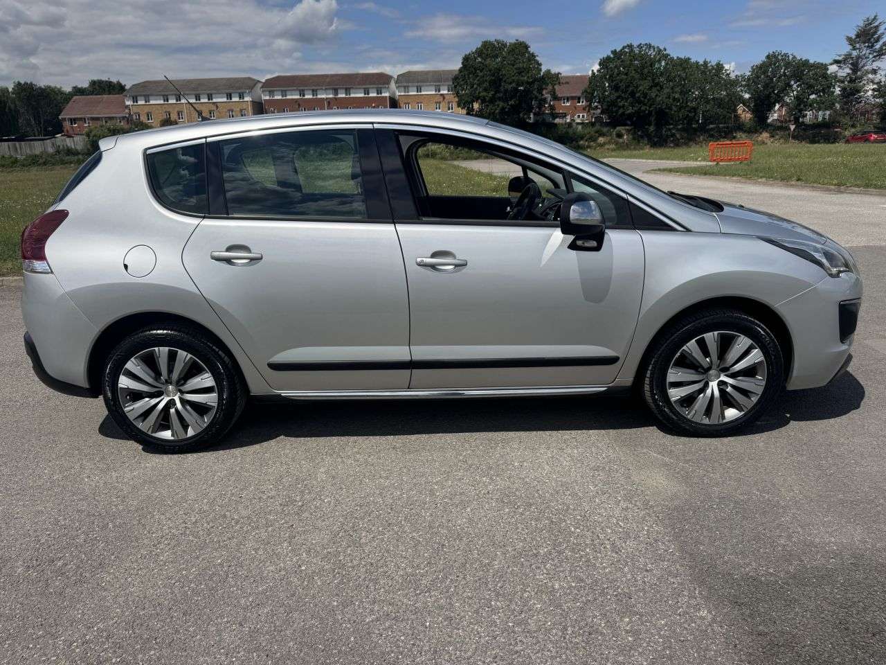 2016 PEUGEOT 3008 2016 PEUGEOT 3008