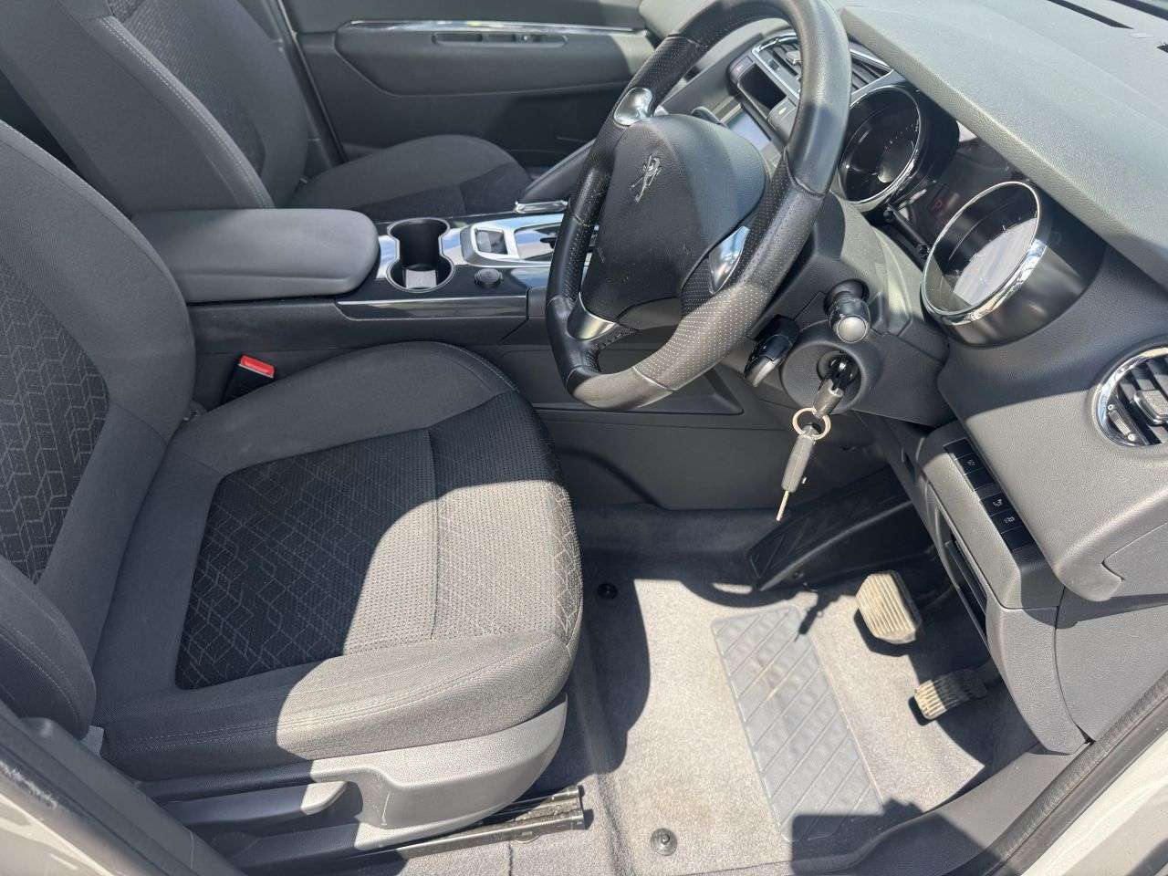 2016 PEUGEOT 3008 2016 PEUGEOT 3008