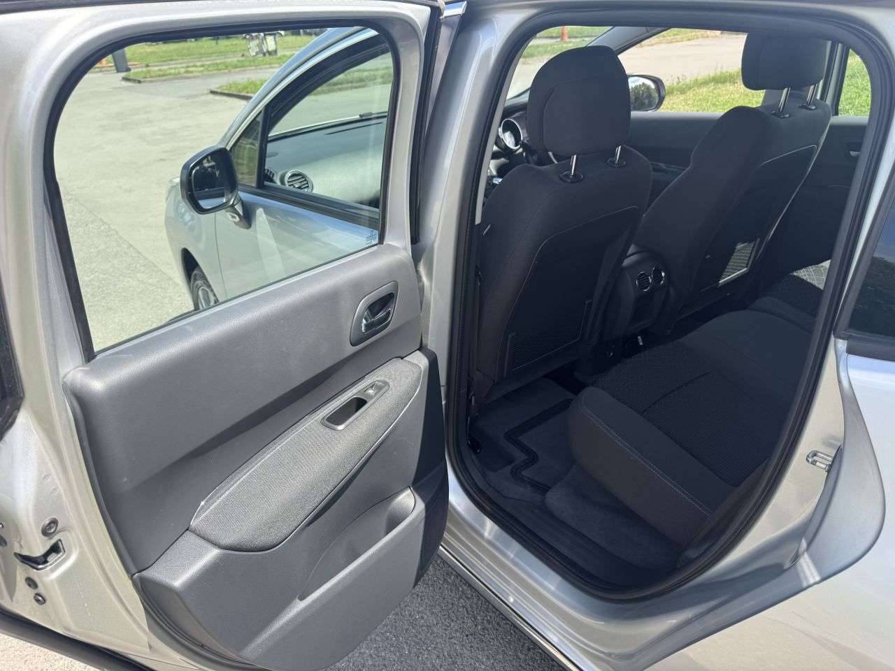 2016 PEUGEOT 3008 2016 PEUGEOT 3008