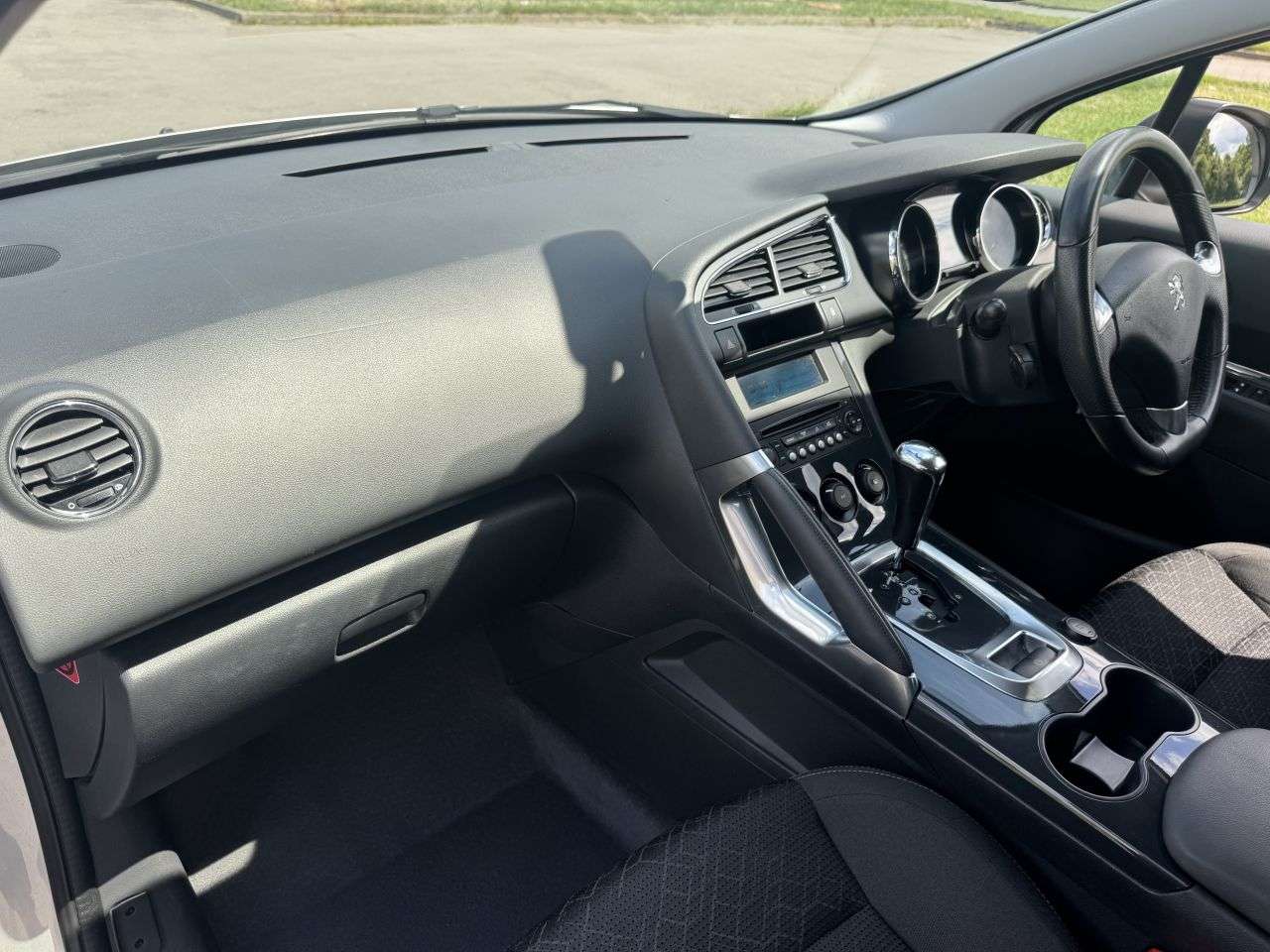 2016 PEUGEOT 3008 2016 PEUGEOT 3008