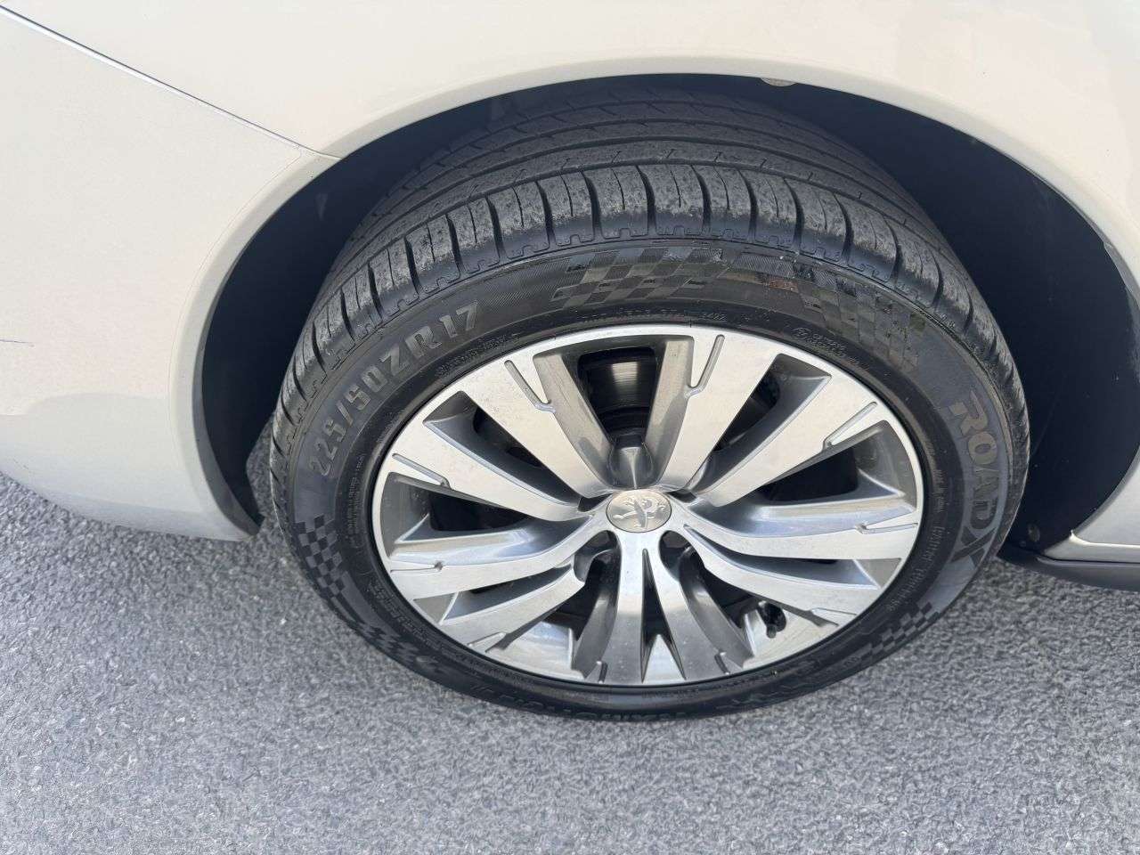 2016 PEUGEOT 3008 2016 PEUGEOT 3008