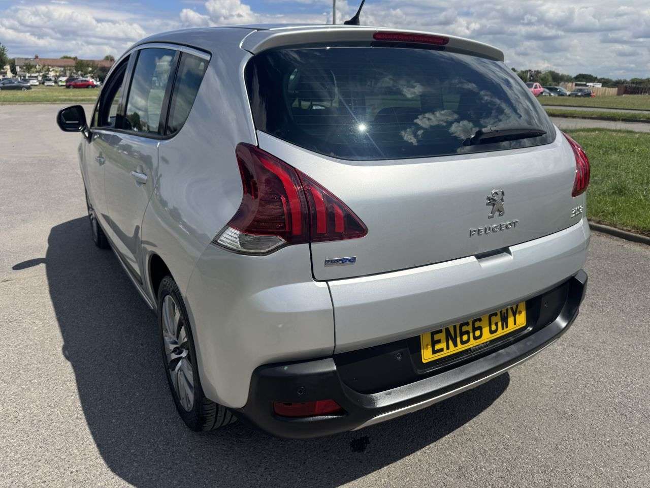 2016 PEUGEOT 3008 2016 PEUGEOT 3008