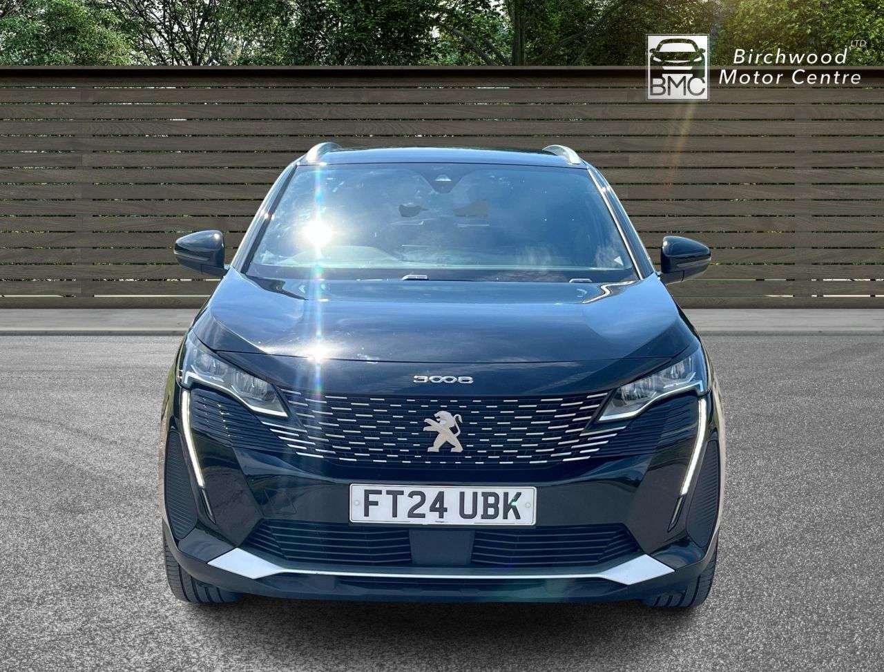 A 2024 PEUGEOT 3008 1.6 12.4kWh Allure SUV 5dr Petrol Plug-in Hybrid e-EAT Euro 6 (s/s) (180 ps A 2024 PEUGEOT 3008 1.6 12.4kWh Allure SUV 5dr Petrol Plug-in Hybrid e-EAT Euro 6 (s/s) (180 ps