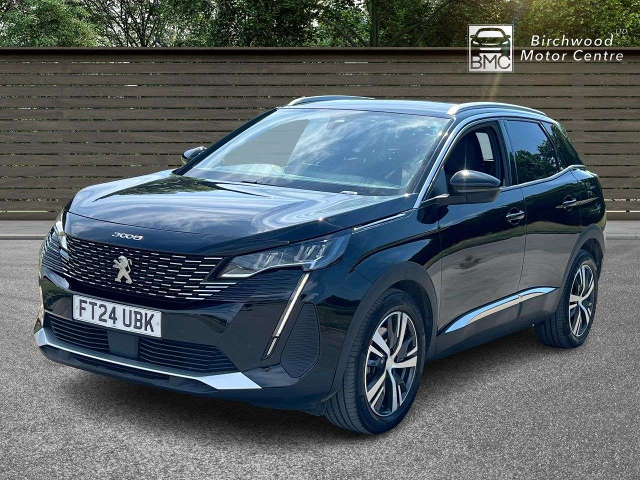 A 2024 PEUGEOT 3008 1.6 12.4kWh Allure SUV 5dr Petrol Plug-in Hybrid e-EAT Euro 6 (s/s) (180 ps A 2024 PEUGEOT 3008 1.6 12.4kWh Allure SUV 5dr Petrol Plug-in Hybrid e-EAT Euro 6 (s/s) (180 ps