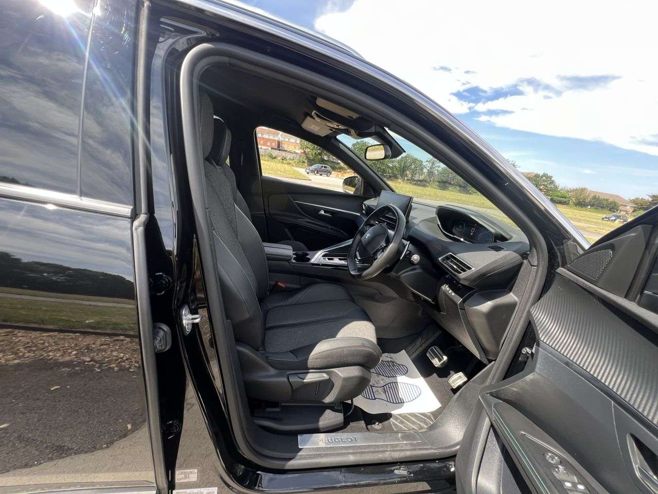 2024 PEUGEOT 3008 2024 PEUGEOT 3008