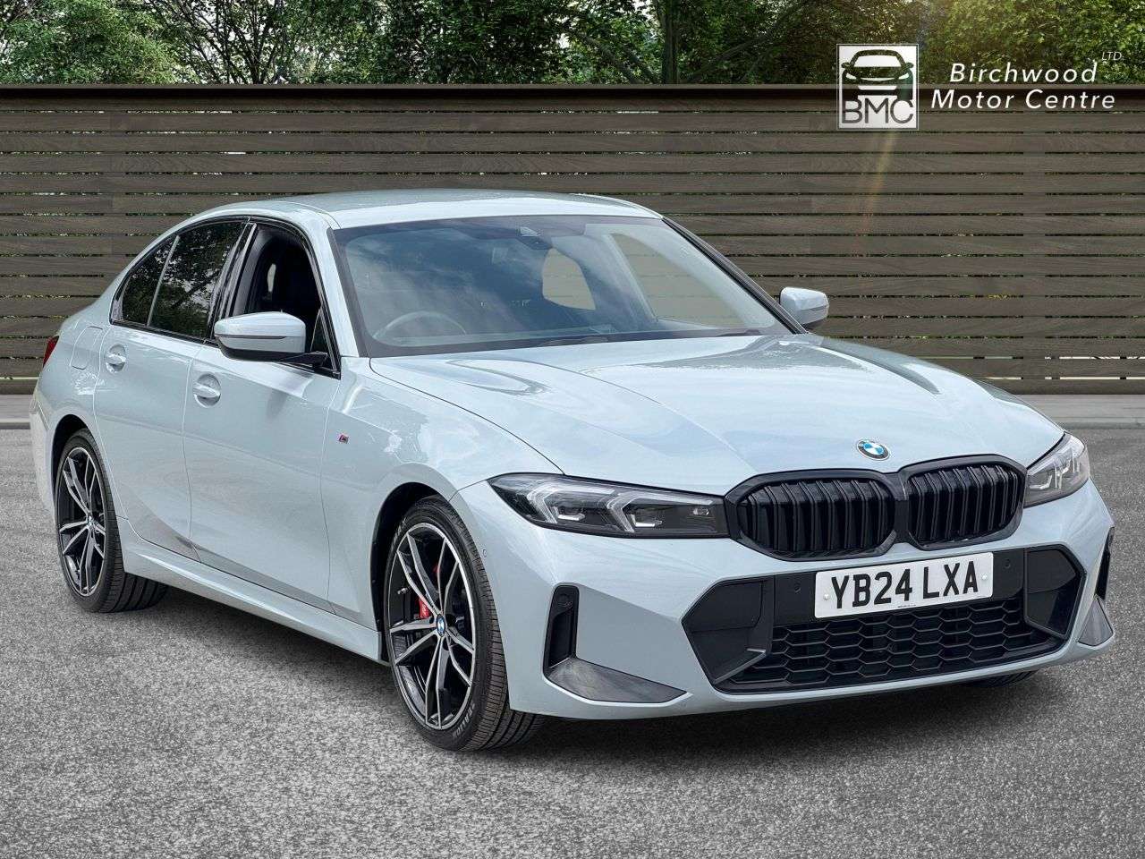 A 2024 BMW 3 SERIES 2.0 320i M Sport Saloon 4dr Petrol Auto Euro 6 (s/s) (184 ps) FULL SERVICE A 2024 BMW 3 SERIES 2.0 320i M Sport Saloon 4dr Petrol Auto Euro 6 (s/s) (184 ps) FULL SERVICE