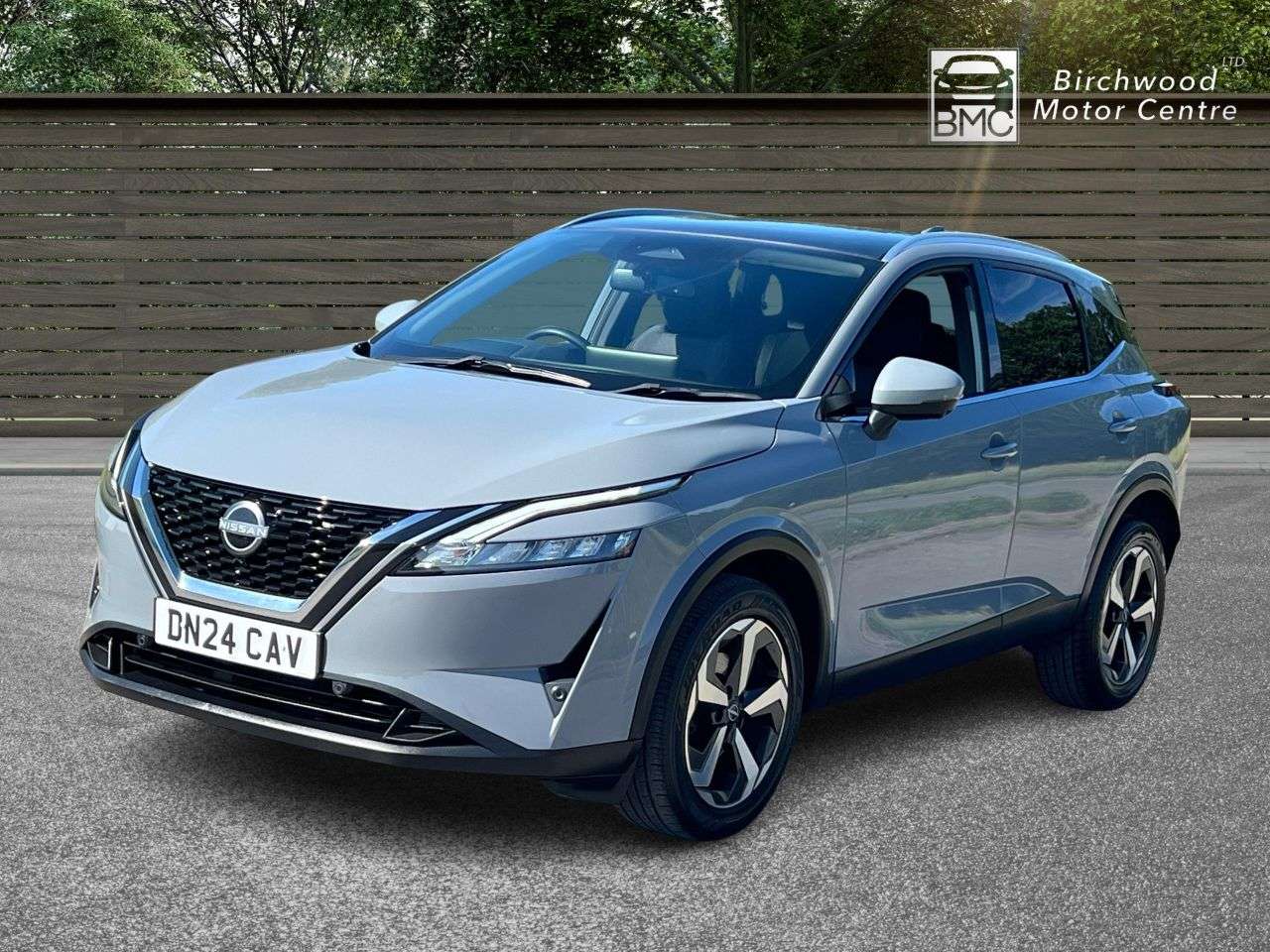A 2024 NISSAN QASHQAI 1.3 DIG-T MHEV N-Connecta SUV 5dr Petrol Hybrid XTRON Euro 6 (s/s) (158 ps) A 2024 NISSAN QASHQAI 1.3 DIG-T MHEV N-Connecta SUV 5dr Petrol Hybrid XTRON Euro 6 (s/s) (158 ps)
