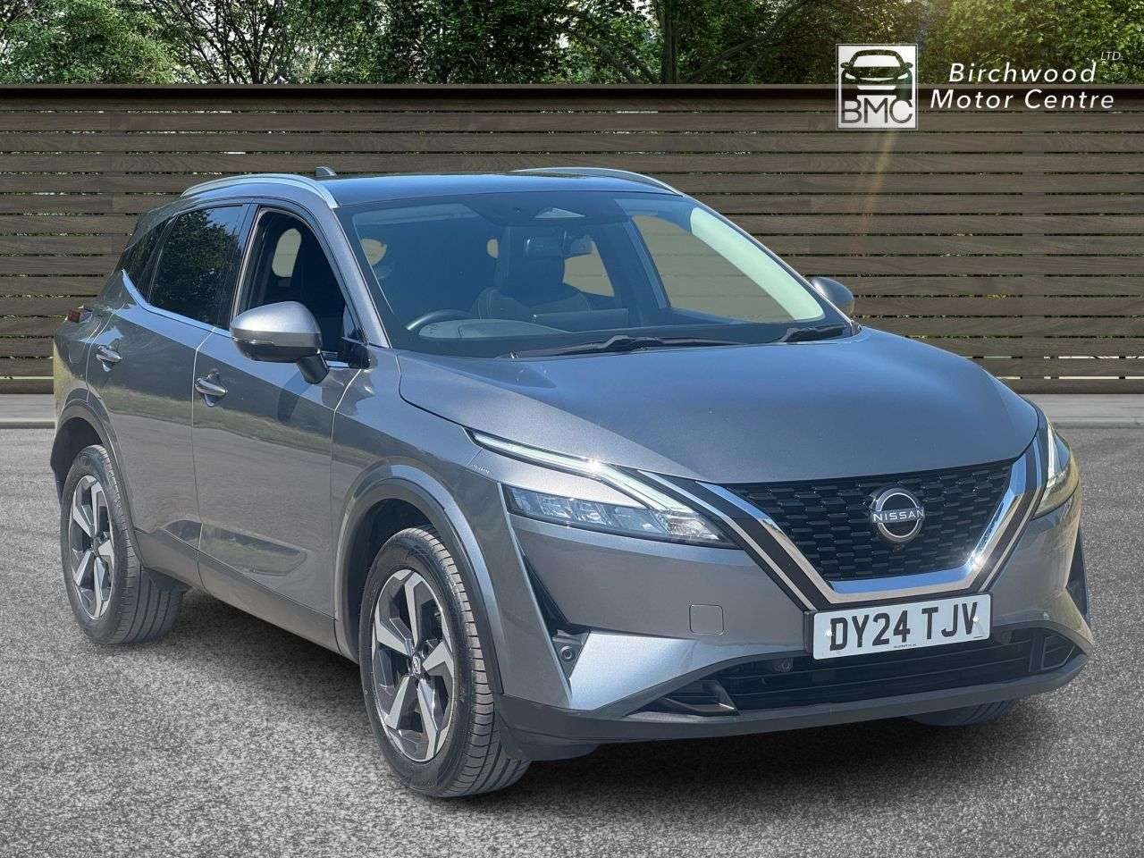 A 2024 NISSAN QASHQAI 1.3 DIG-T MHEV N-Connecta SUV 5dr Petrol Hybrid XTRON Euro 6 (s/s) (158 ps) A 2024 NISSAN QASHQAI 1.3 DIG-T MHEV N-Connecta SUV 5dr Petrol Hybrid XTRON Euro 6 (s/s) (158 ps)