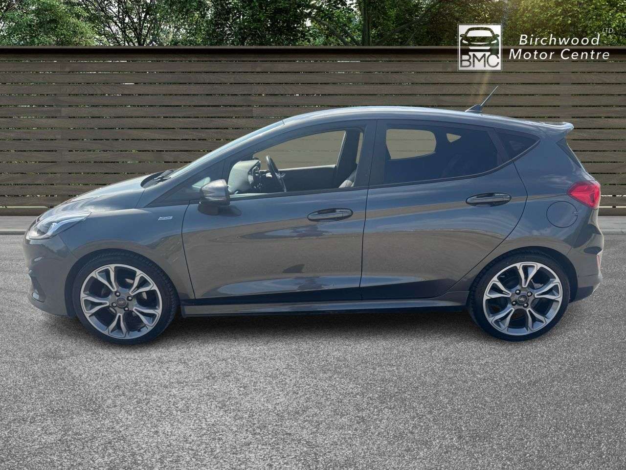 A 2021 FORD FIESTA 1.0T EcoBoost MHEV ST-Line X Edition Hatchback 5dr Petrol Manual Euro 6 (s/ A 2021 FORD FIESTA 1.0T EcoBoost MHEV ST-Line X Edition Hatchback 5dr Petrol Manual Euro 6 (s/