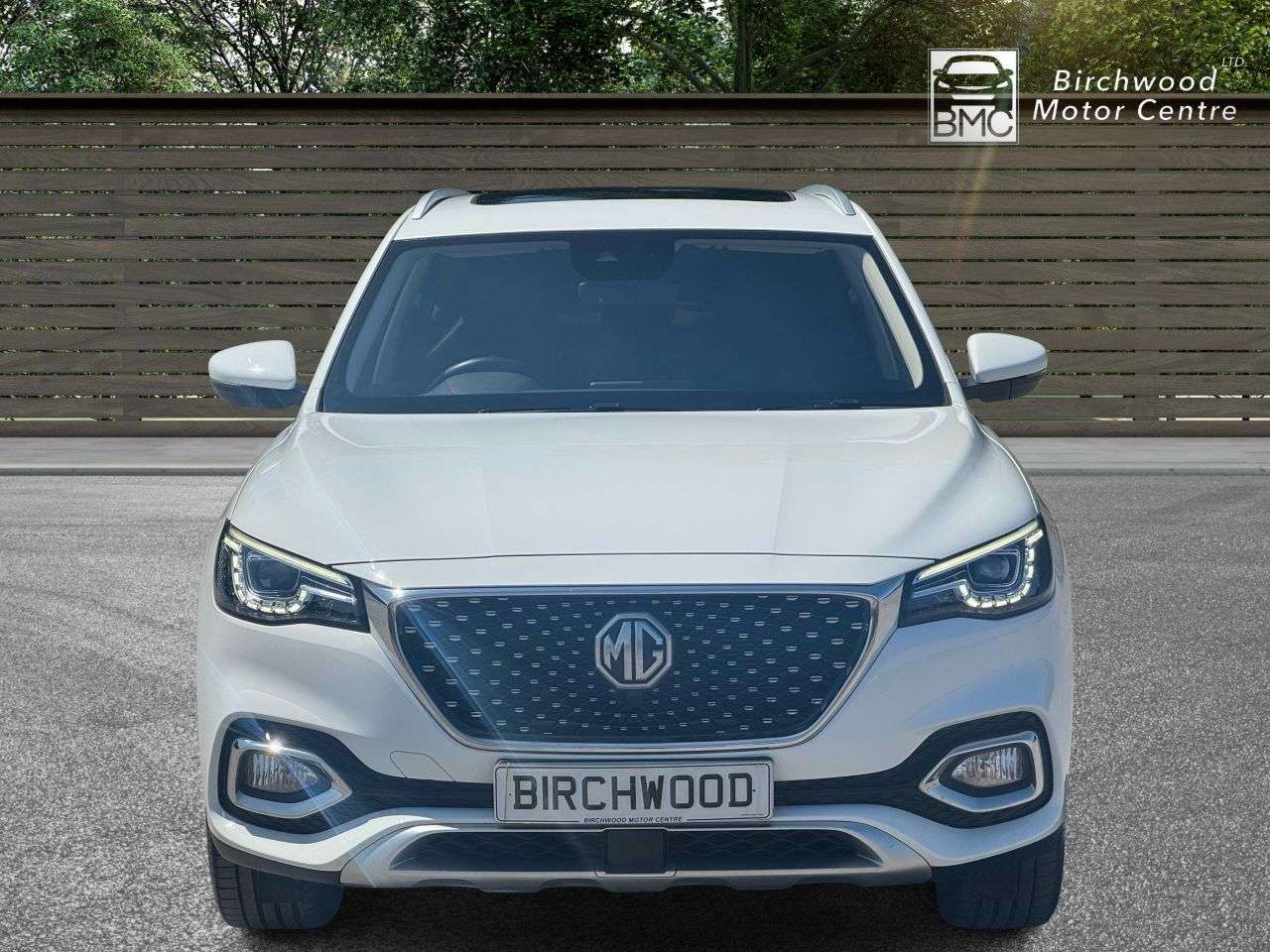 A 2023 MG MG HS 1.5 T-GDI Exclusive SUV 5dr Petrol DCT Euro 6 (s/s) (162 ps) FULL SERVICE H A 2023 MG MG HS 1.5 T-GDI Exclusive SUV 5dr Petrol DCT Euro 6 (s/s) (162 ps) FULL SERVICE H