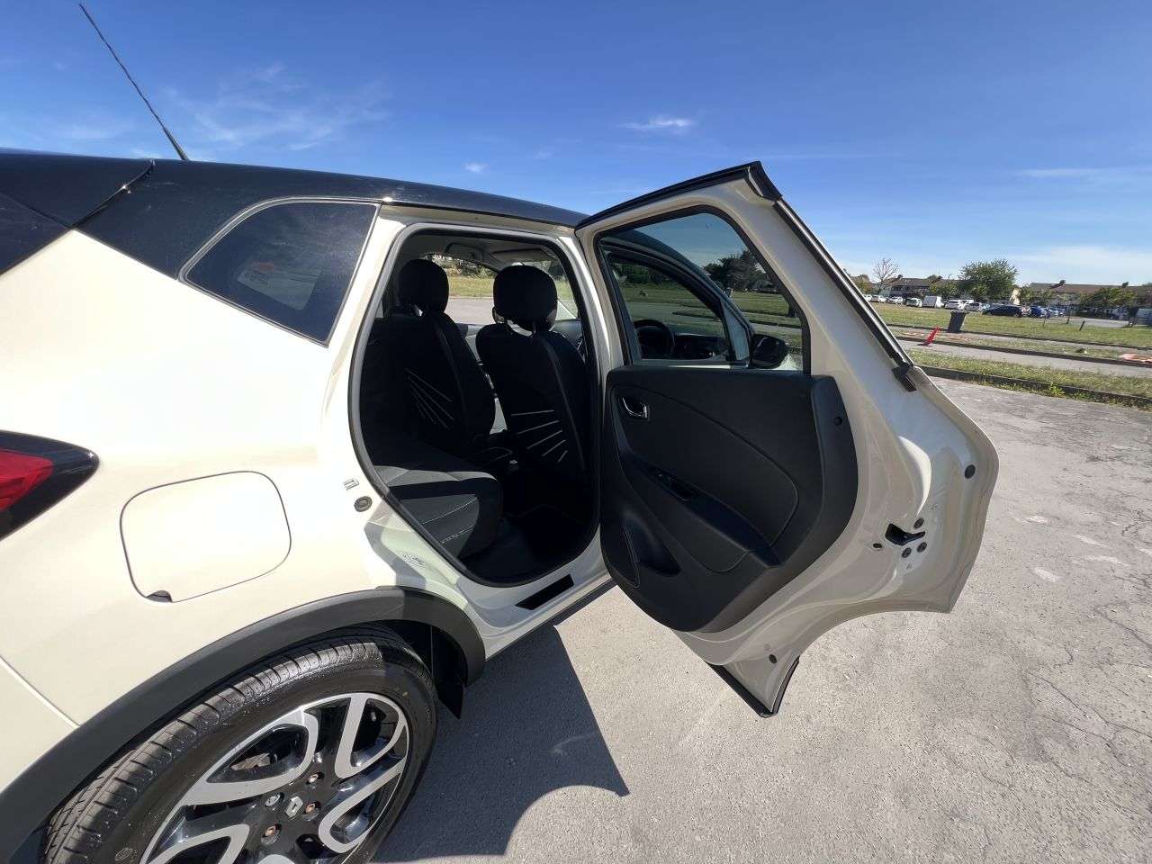 2015 RENAULT CAPTUR 2015 RENAULT CAPTUR
