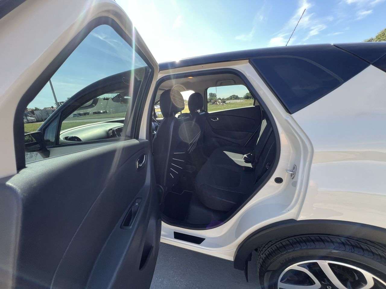 2015 RENAULT CAPTUR 2015 RENAULT CAPTUR
