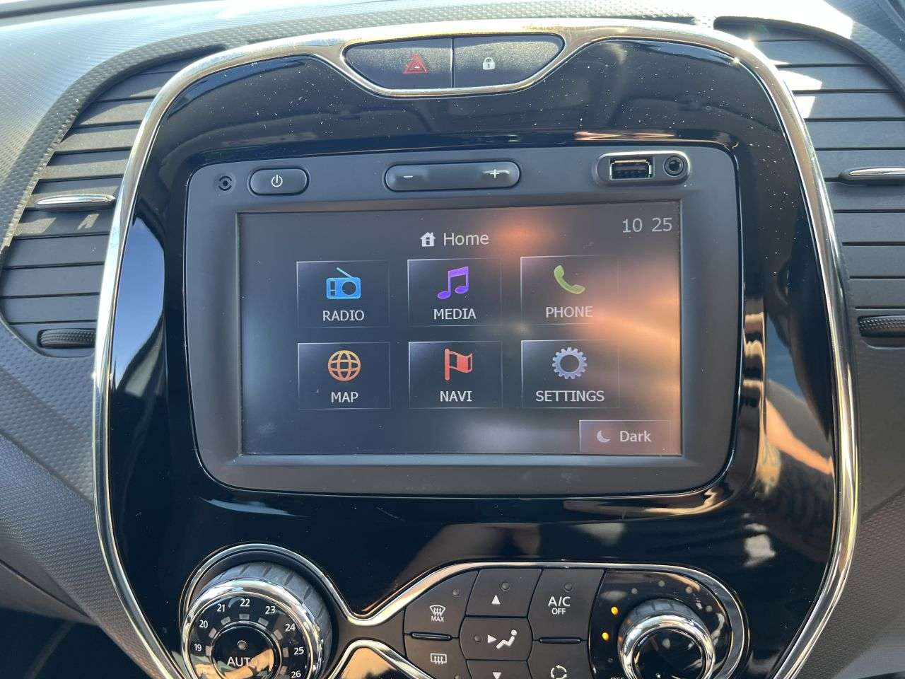 2015 RENAULT CAPTUR 2015 RENAULT CAPTUR