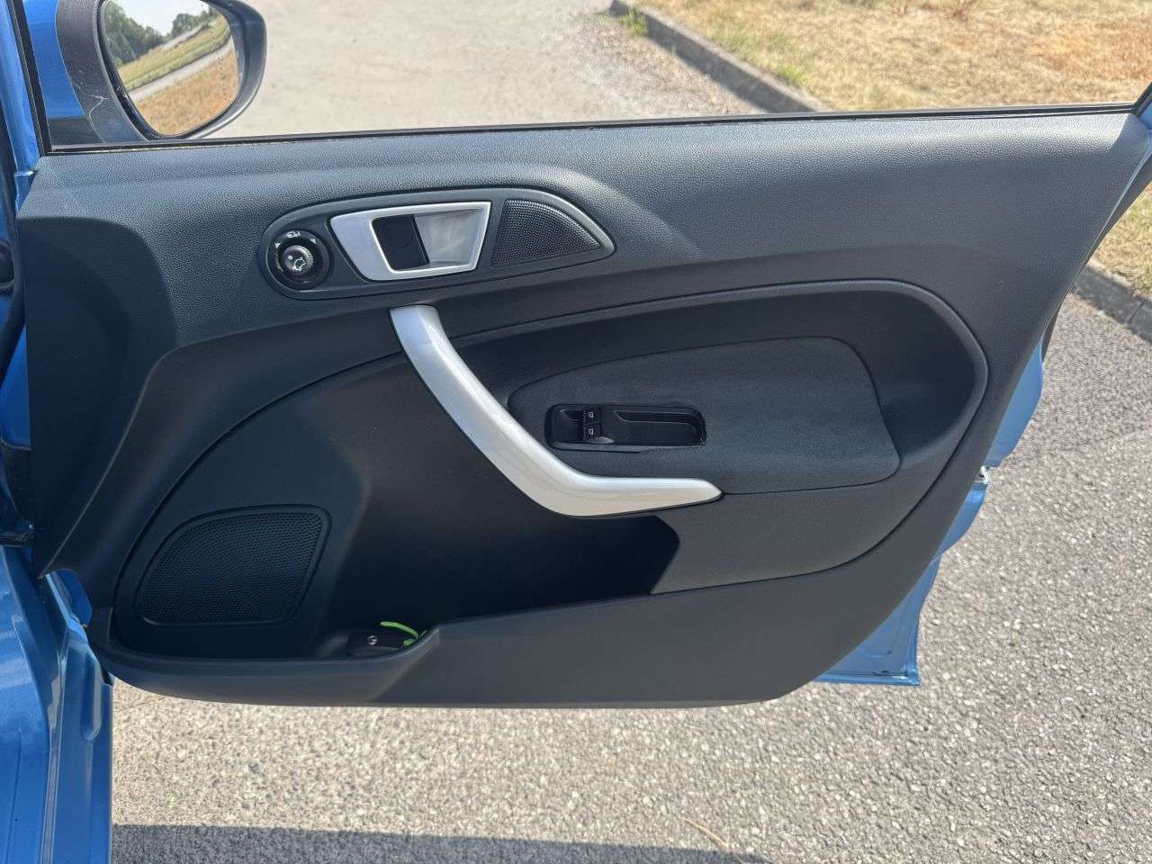 2012 FORD FIESTA 2012 FORD FIESTA