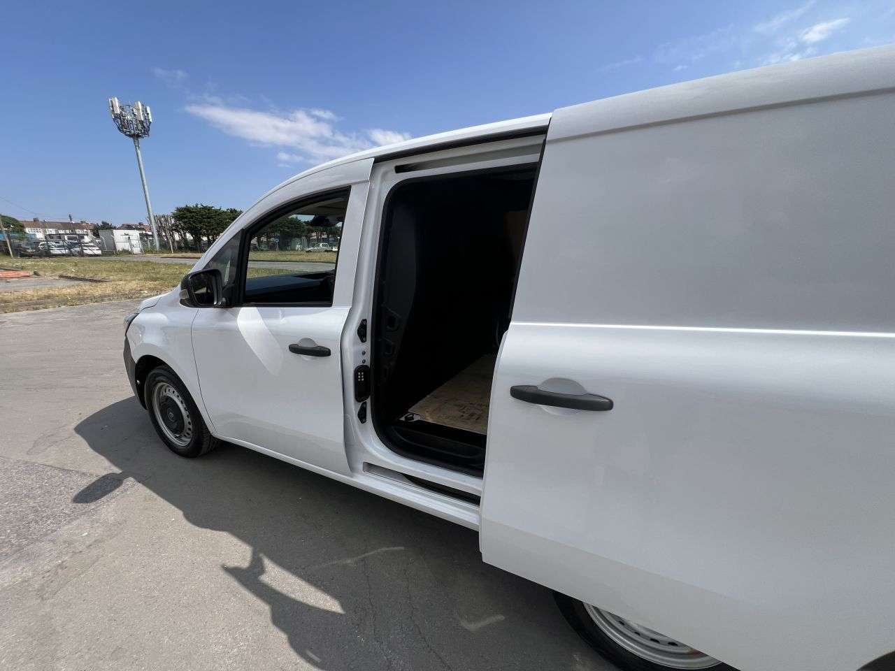 2023 RENAULT KANGOO 2023 RENAULT KANGOO