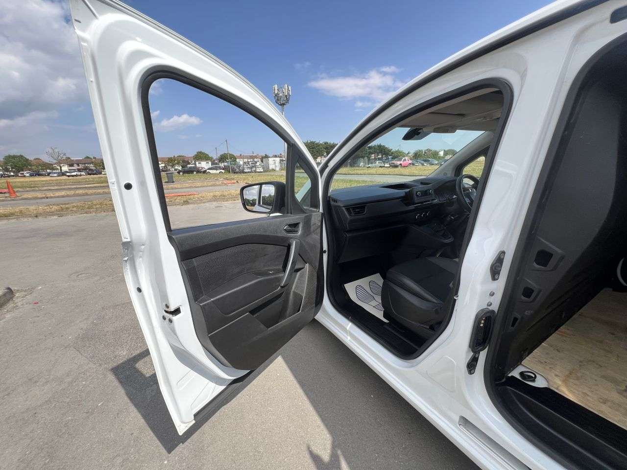 2023 RENAULT KANGOO 2023 RENAULT KANGOO