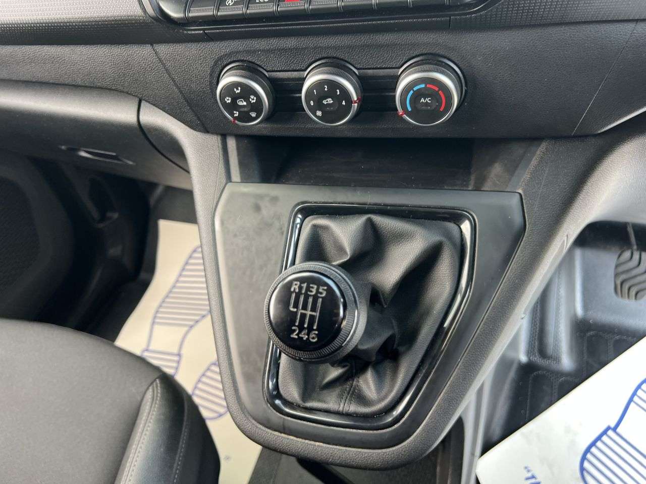 2023 RENAULT KANGOO 2023 RENAULT KANGOO