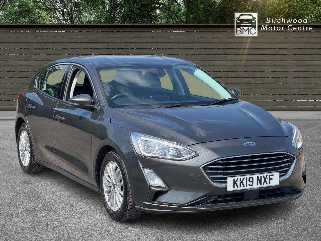 A 2019 FORD FOCUS 1.0T EcoBoost Titanium Hatchback 5dr Petrol Auto Euro 6 (s/s) (125 ps) SERV A 2019 FORD FOCUS 1.0T EcoBoost Titanium Hatchback 5dr Petrol Auto Euro 6 (s/s) (125 ps) SERV