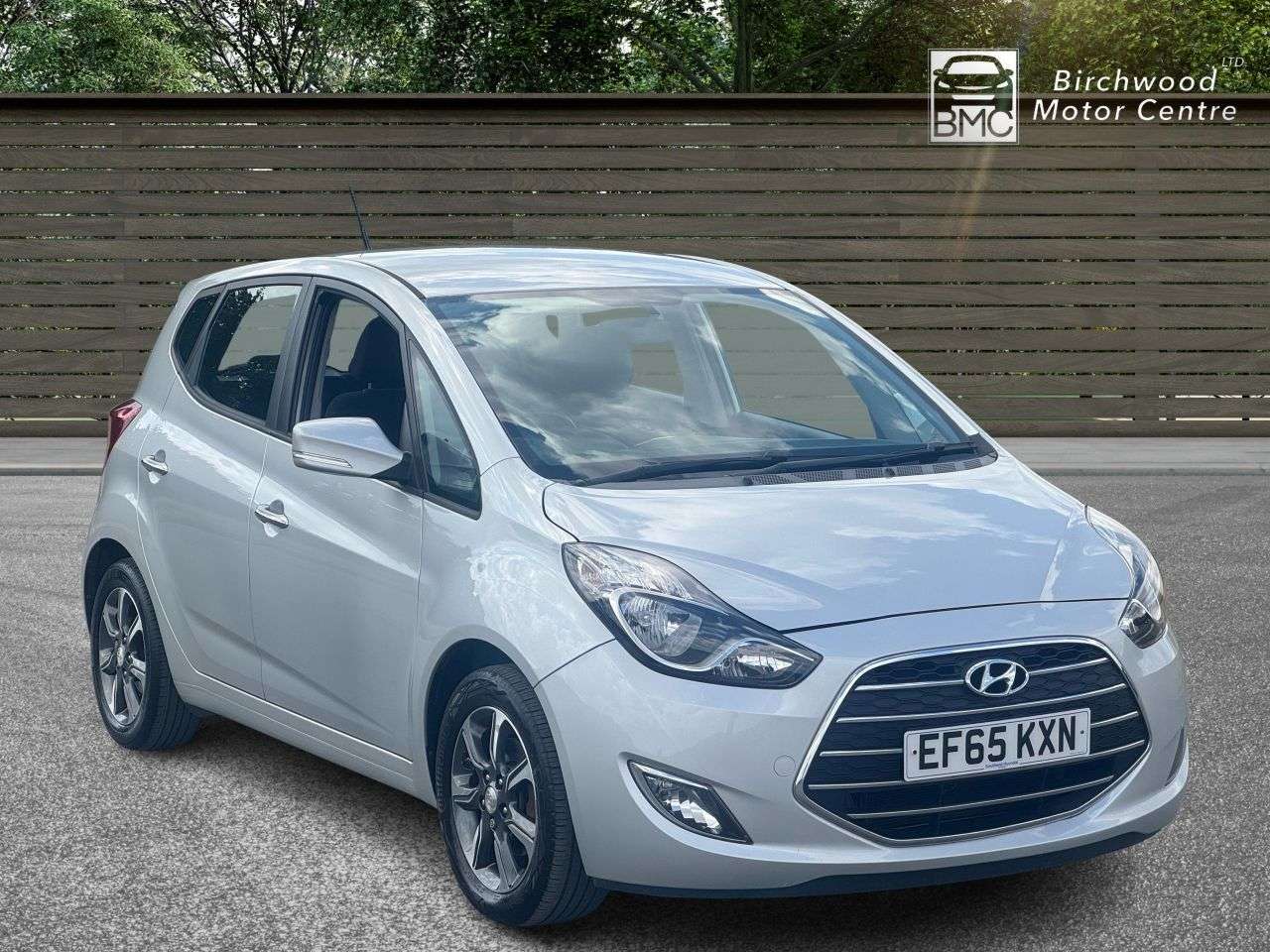 A 2016 HYUNDAI IX20 1.6 SE Hatchback 5dr Petrol Auto Euro 6 (125 ps) AIR CONDITIOING A 2016 HYUNDAI IX20 1.6 SE Hatchback 5dr Petrol Auto Euro 6 (125 ps) AIR CONDITIOING