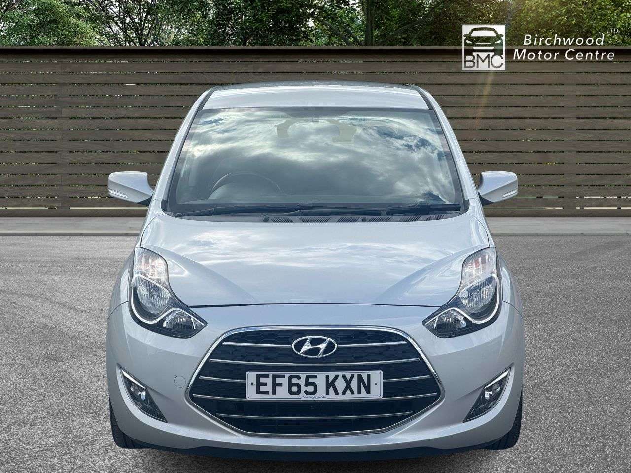 A 2016 HYUNDAI IX20 1.6 SE Hatchback 5dr Petrol Auto Euro 6 (125 ps) AIR CONDITIOING A 2016 HYUNDAI IX20 1.6 SE Hatchback 5dr Petrol Auto Euro 6 (125 ps) AIR CONDITIOING
