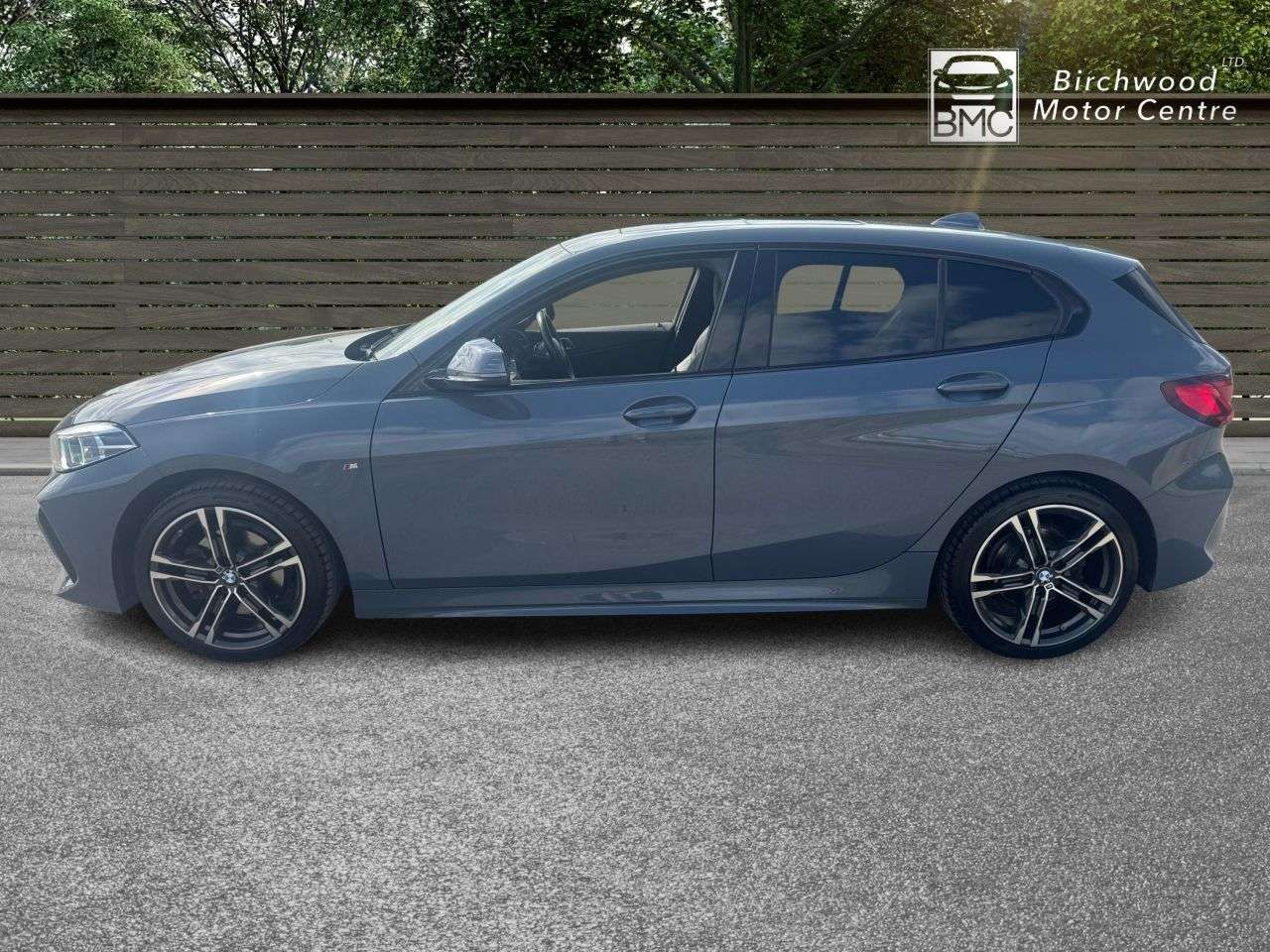 A 2023 BMW 1 SERIES 1.5 118i M Sport (LCP) Hatchback 5dr Petrol DCT Euro 6 (s/s) (136 ps) FULL A 2023 BMW 1 SERIES 1.5 118i M Sport (LCP) Hatchback 5dr Petrol DCT Euro 6 (s/s) (136 ps) FULL