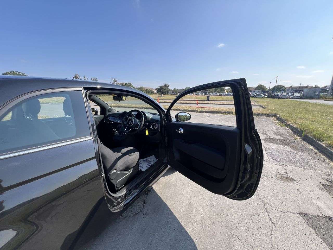 2023 FIAT 500 2023 FIAT 500