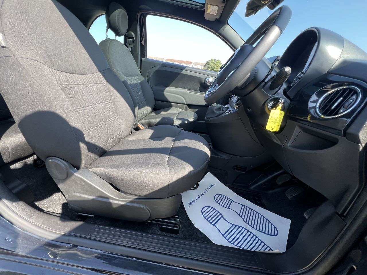 2023 FIAT 500 2023 FIAT 500