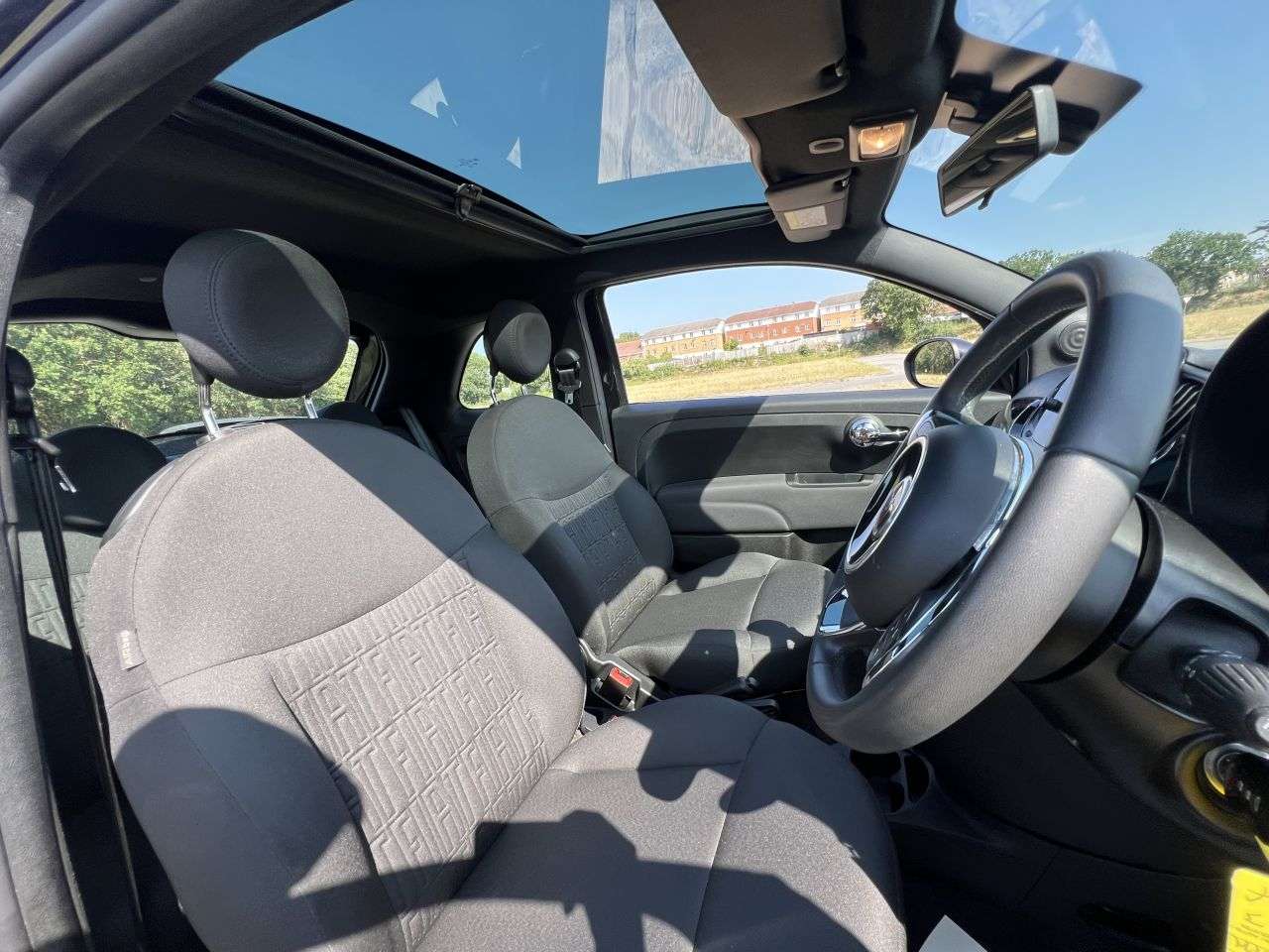 2023 FIAT 500 2023 FIAT 500