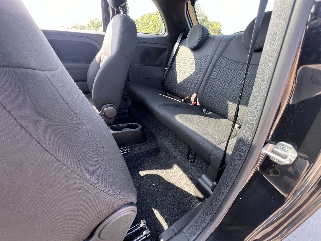 2023 FIAT 500 2023 FIAT 500