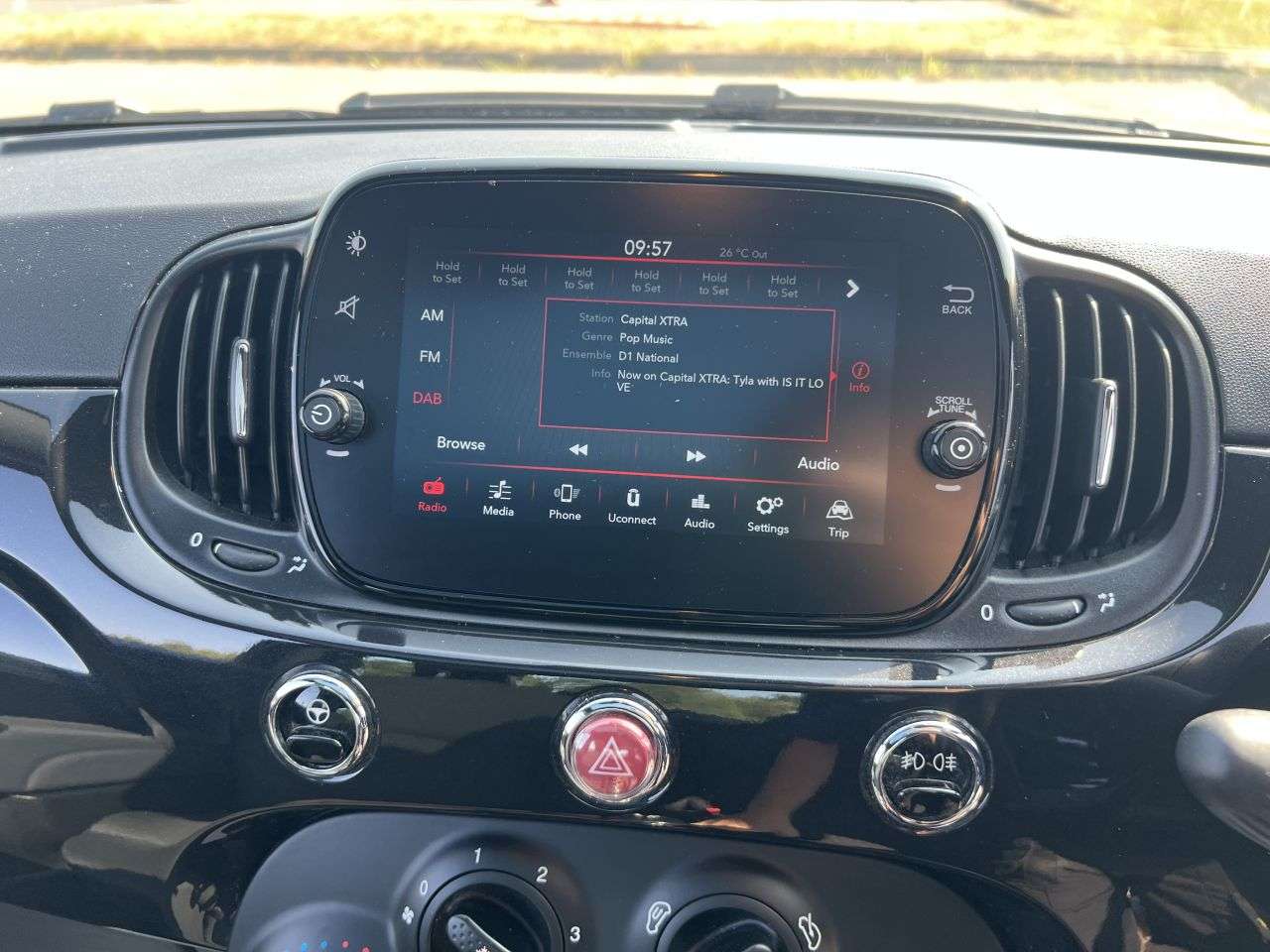 2023 FIAT 500 2023 FIAT 500