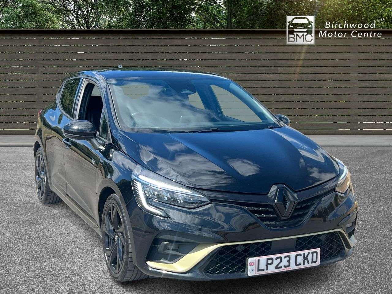 A 2023 RENAULT CLIO 1.6 E-TECH E-Tech engineered Hatchback 5dr Petrol Hybrid Auto Euro 6 (s/s) A 2023 RENAULT CLIO 1.6 E-TECH E-Tech engineered Hatchback 5dr Petrol Hybrid Auto Euro 6 (s/s)