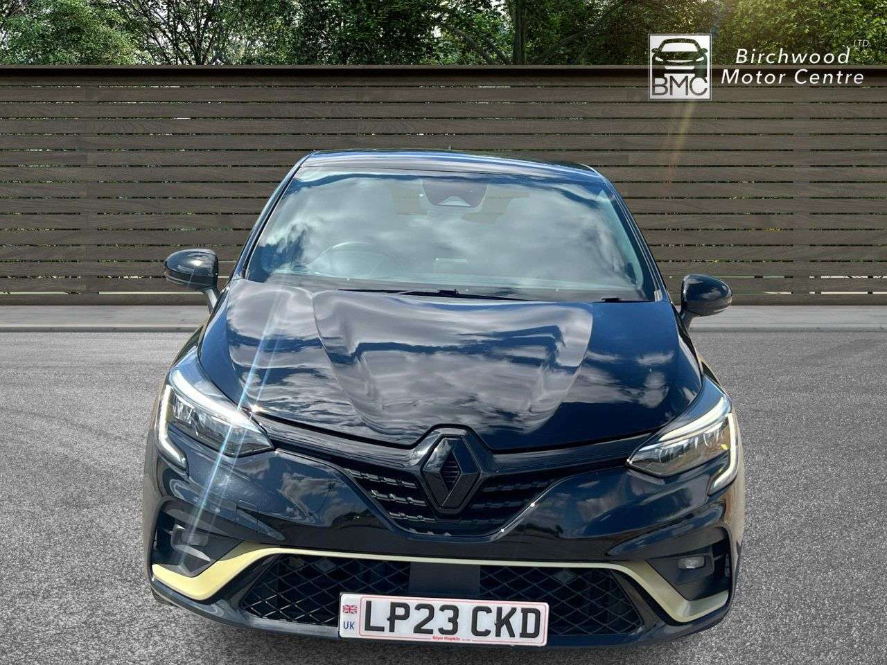 A 2023 RENAULT CLIO 1.6 E-TECH E-Tech engineered Hatchback 5dr Petrol Hybrid Auto Euro 6 (s/s) A 2023 RENAULT CLIO 1.6 E-TECH E-Tech engineered Hatchback 5dr Petrol Hybrid Auto Euro 6 (s/s)