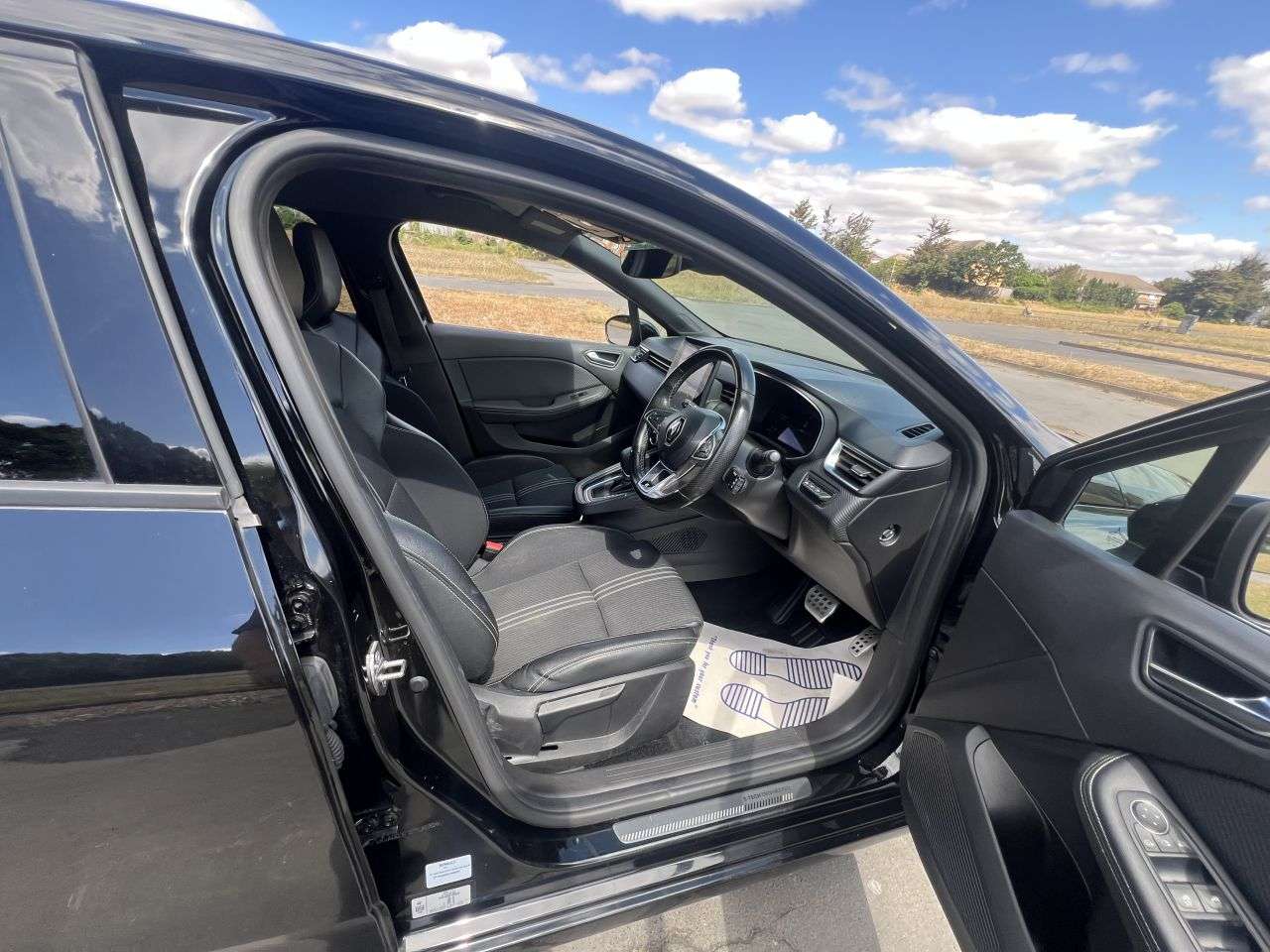 2023 RENAULT CLIO 2023 RENAULT CLIO