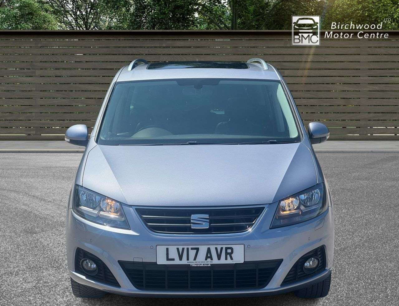 A 2017 SEAT ALHAMBRA 2.0 TDI SE Lux MPV 5dr Diesel DSG Euro 6 (s/s) (184 ps) HEADS UP DISPLAY A 2017 SEAT ALHAMBRA 2.0 TDI SE Lux MPV 5dr Diesel DSG Euro 6 (s/s) (184 ps) HEADS UP DISPLAY