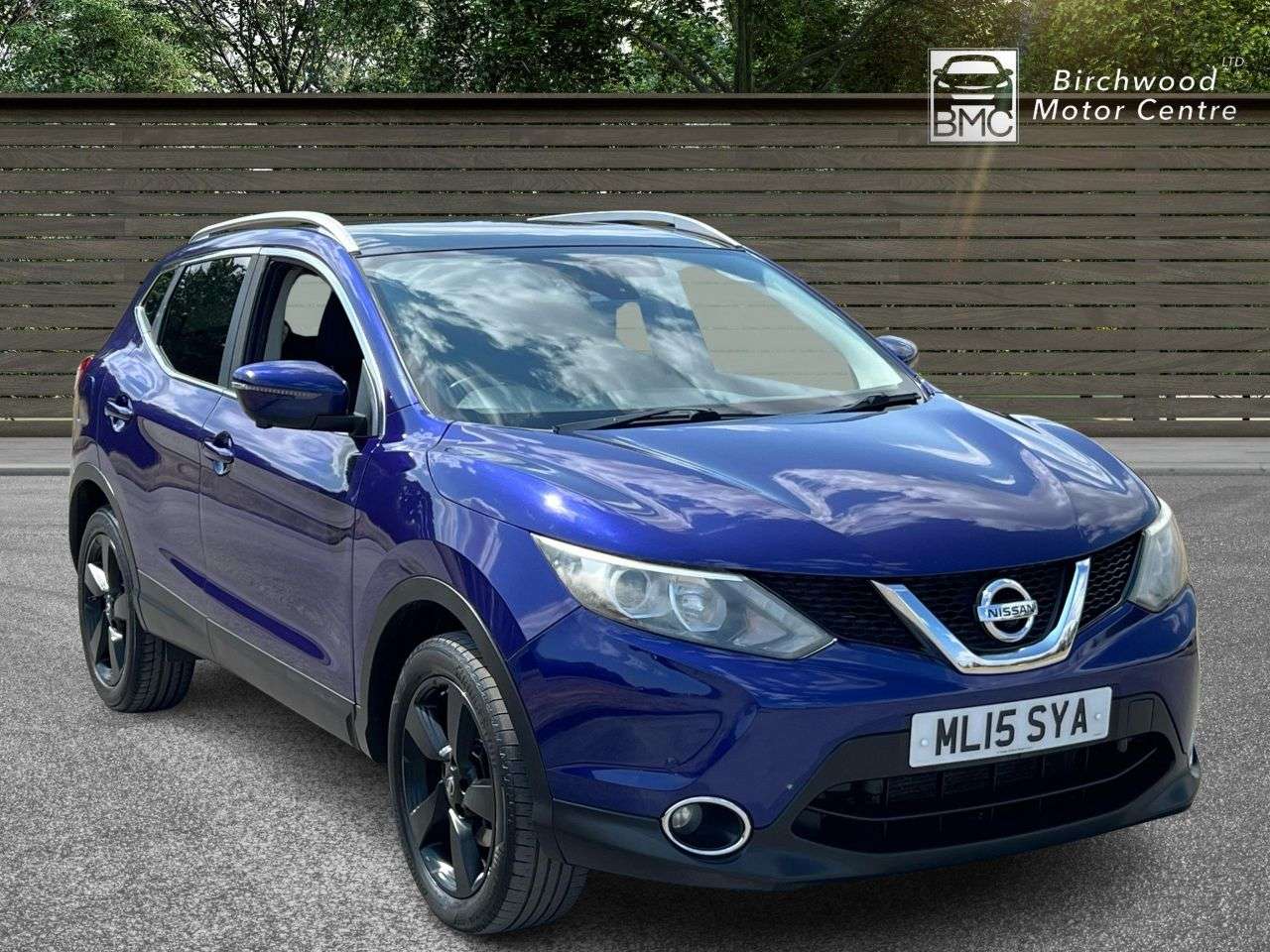 A 2015 NISSAN QASHQAI 1.2 DIG-T n-tec+ SUV 5dr Petrol Manual 2WD Euro 5 (s/s) (115 ps) SERVICE HI A 2015 NISSAN QASHQAI 1.2 DIG-T n-tec+ SUV 5dr Petrol Manual 2WD Euro 5 (s/s) (115 ps) SERVICE HI