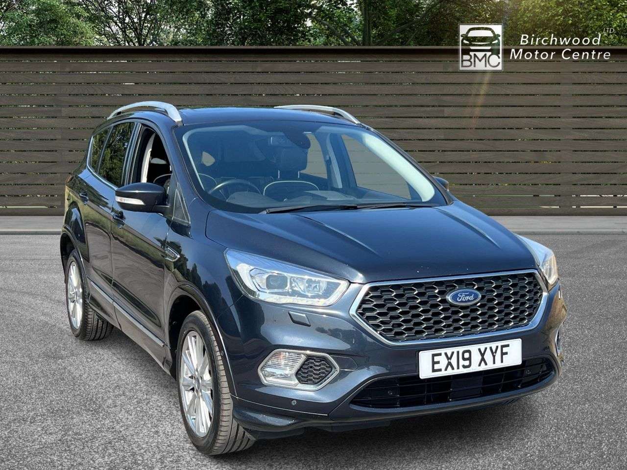 A 2019 FORD KUGA 2.0 TDCi Vignale SUV 5dr Diesel Powershift AWD Euro 6 (s/s) (180 ps) A 2019 FORD KUGA 2.0 TDCi Vignale SUV 5dr Diesel Powershift AWD Euro 6 (s/s) (180 ps)