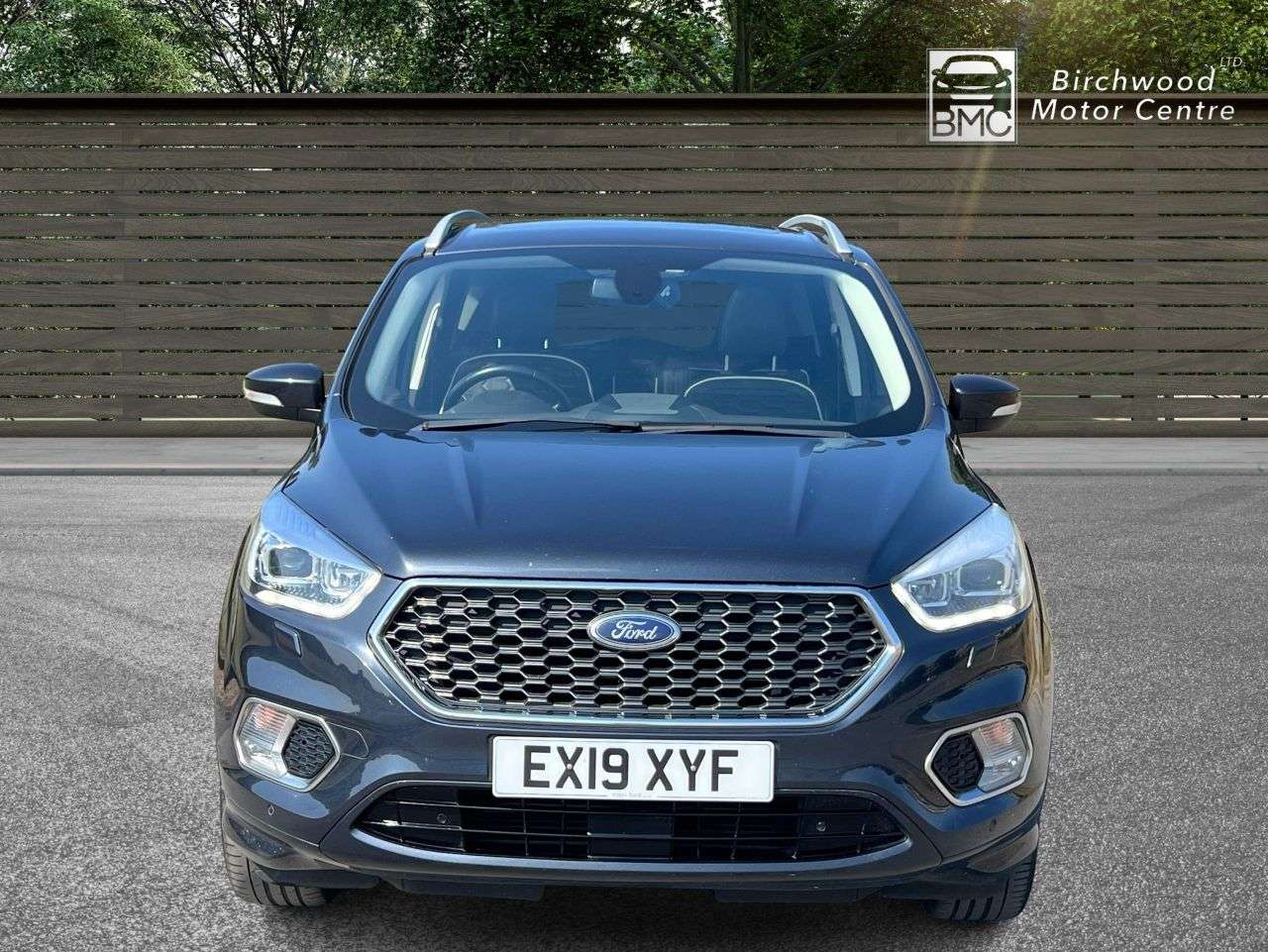 A 2019 FORD KUGA 2.0 TDCi Vignale SUV 5dr Diesel Powershift AWD Euro 6 (s/s) (180 ps) A 2019 FORD KUGA 2.0 TDCi Vignale SUV 5dr Diesel Powershift AWD Euro 6 (s/s) (180 ps)