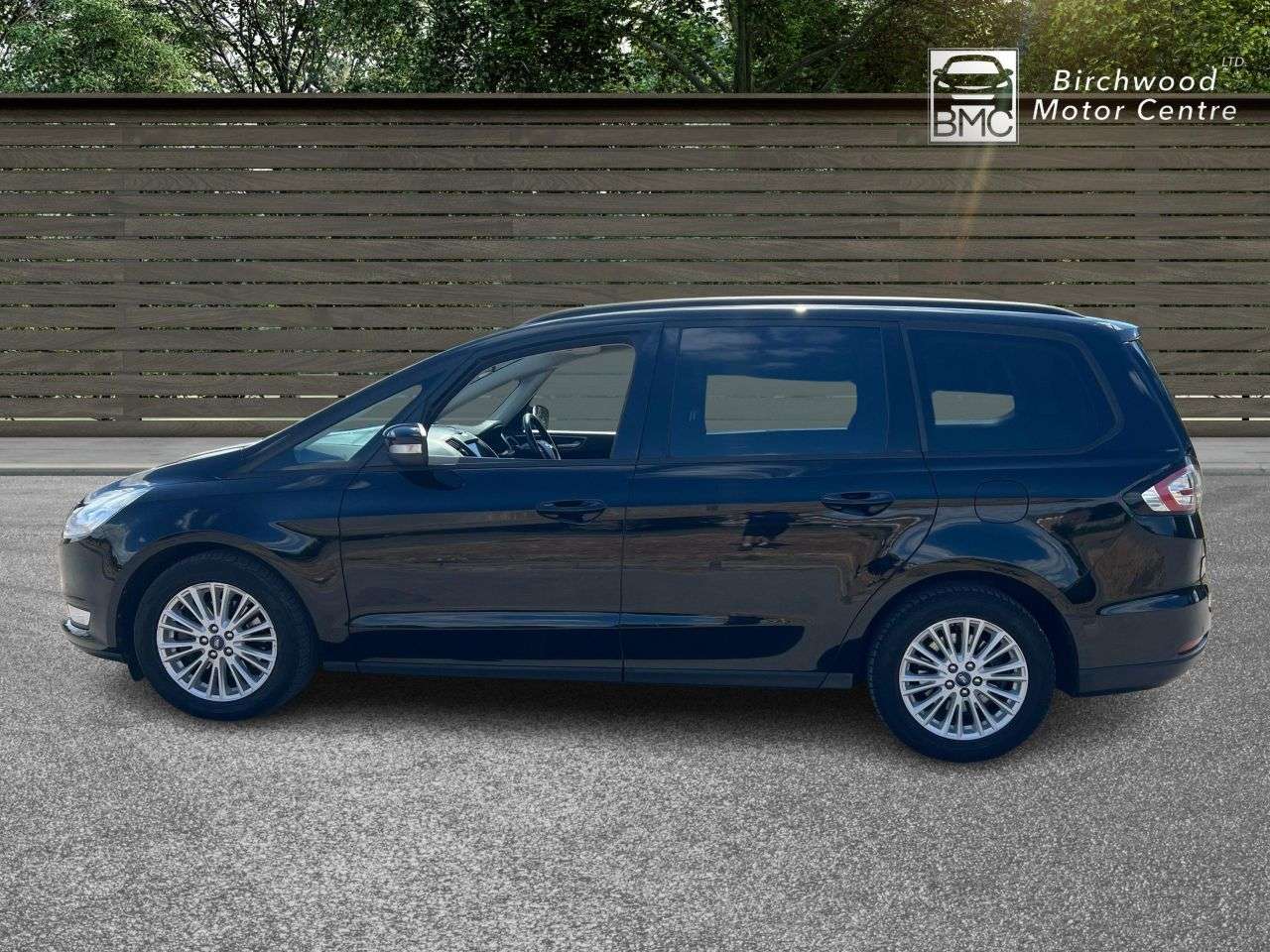 A 2017 FORD GALAXY 2.0 TDCi Zetec MPV 5dr Diesel Powershift Euro 6 (s/s) (150 ps) AIR CONDITIO A 2017 FORD GALAXY 2.0 TDCi Zetec MPV 5dr Diesel Powershift Euro 6 (s/s) (150 ps) AIR CONDITIO