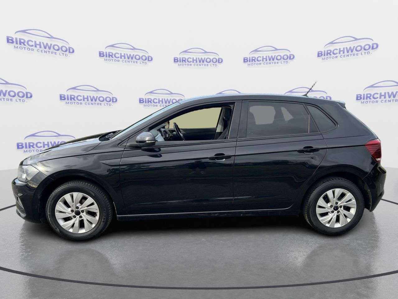 A 2020 VOLKSWAGEN POLO 1.0 TSI Match Hatchback 5dr Petrol DSG Euro 6 (s/s) (95 ps) A 2020 VOLKSWAGEN POLO 1.0 TSI Match Hatchback 5dr Petrol DSG Euro 6 (s/s) (95 ps)